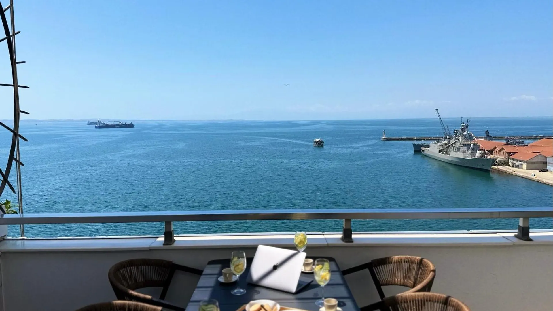 Zeusbnb Penthouse Sea View Салоники Апартаменты